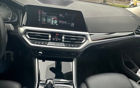 BMW 3 серия, 2021 год, 3 000 000 рублей, 35 фотография