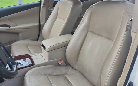 Toyota Camry, 2013 год, 1 600 000 рублей, 13 фотография