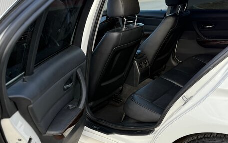 BMW 3 серия, 2011 год, 1 300 000 рублей, 11 фотография