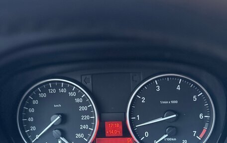 BMW 3 серия, 2011 год, 1 300 000 рублей, 15 фотография