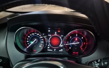 Jaguar F-Pace, 2017 год, 2 700 000 рублей, 10 фотография