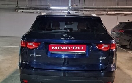 Jaguar F-Pace, 2017 год, 2 700 000 рублей, 5 фотография
