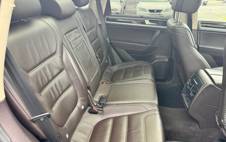 Volkswagen Touareg III, 2011 год, 2 390 000 рублей, 20 фотография