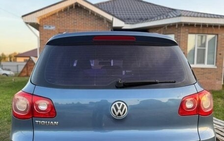 Volkswagen Tiguan I, 2011 год, 840 000 рублей, 3 фотография