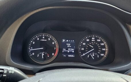 Hyundai Tucson III, 2017 год, 1 890 000 рублей, 13 фотография