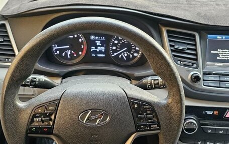 Hyundai Tucson III, 2017 год, 1 890 000 рублей, 16 фотография