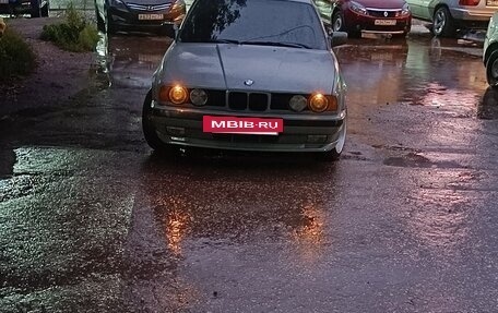 BMW 5 серия, 1991 год, 650 000 рублей, 16 фотография