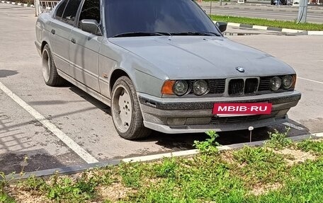 BMW 5 серия, 1991 год, 650 000 рублей, 19 фотография
