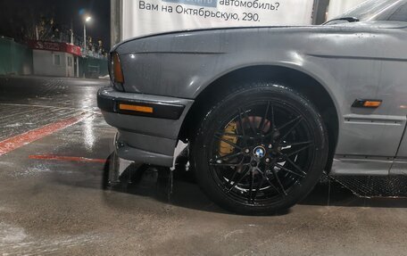 BMW 5 серия, 1991 год, 650 000 рублей, 26 фотография