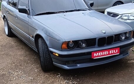 BMW 5 серия, 1991 год, 650 000 рублей, 10 фотография
