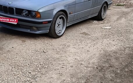 BMW 5 серия, 1991 год, 650 000 рублей, 11 фотография