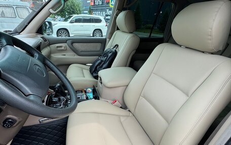 Toyota Land Cruiser 100 рестайлинг 2, 1999 год, 3 000 000 рублей, 2 фотография