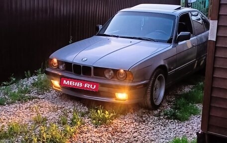 BMW 5 серия, 1991 год, 650 000 рублей, 30 фотография