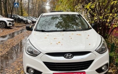 Hyundai ix35 I рестайлинг, 2014 год, 1 600 000 рублей, 1 фотография