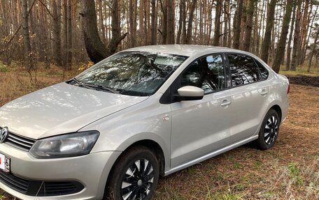 Volkswagen Polo VI (EU Market), 2012 год, 650 000 рублей, 4 фотография