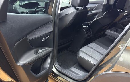 Peugeot 3008 II, 2018 год, 2 050 000 рублей, 28 фотография