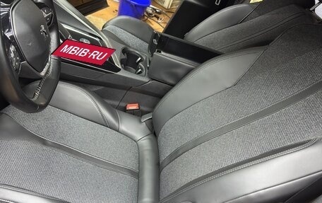 Peugeot 3008 II, 2018 год, 2 050 000 рублей, 25 фотография