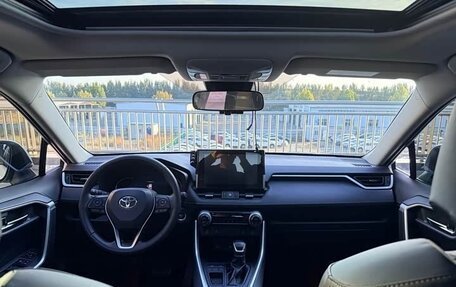 Toyota RAV4, 2022 год, 2 685 332 рублей, 7 фотография