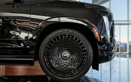 Cadillac Escalade V, 2025 год, 22 590 000 рублей, 8 фотография