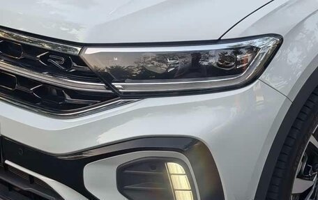 Volkswagen T-Roc I, 2021 год, 1 769 832 рублей, 5 фотография