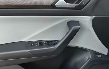 Volkswagen T-Roc I, 2021 год, 1 769 832 рублей, 17 фотография