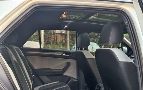 Volkswagen T-Roc I, 2021 год, 1 769 832 рублей, 26 фотография