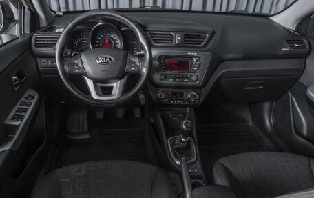 KIA Rio III рестайлинг, 2013 год, 794 000 рублей, 6 фотография