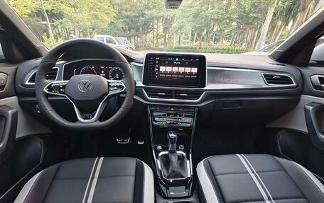 Volkswagen T-Roc I, 2021 год, 1 769 832 рублей, 33 фотография