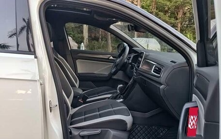 Volkswagen T-Roc I, 2021 год, 1 769 832 рублей, 38 фотография