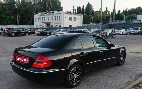 Mercedes-Benz E-Класс, 2003 год, 1 000 000 рублей, 3 фотография