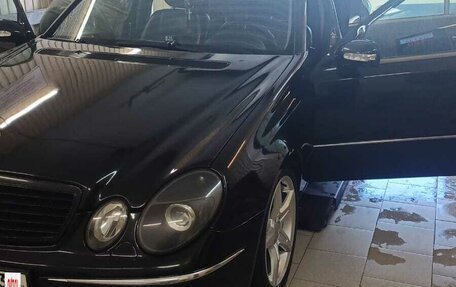 Mercedes-Benz E-Класс, 2003 год, 1 000 000 рублей, 10 фотография