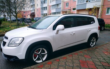 Chevrolet Orlando I, 2014 год, 1 400 000 рублей, 2 фотография