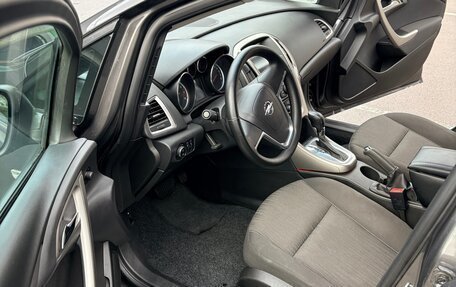 Opel Astra J, 2011 год, 670 000 рублей, 25 фотография