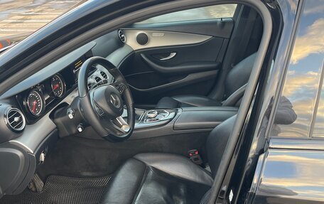 Mercedes-Benz E-Класс, 2018 год, 1 550 000 рублей, 8 фотография