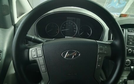 Hyundai Grand Starex Grand Starex I рестайлинг 2, 2019 год, 3 610 000 рублей, 6 фотография