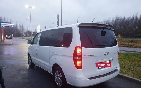 Hyundai Grand Starex Grand Starex I рестайлинг 2, 2019 год, 3 610 000 рублей, 3 фотография