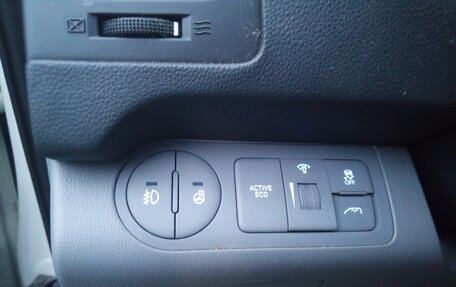 Hyundai Grand Starex Grand Starex I рестайлинг 2, 2019 год, 3 610 000 рублей, 9 фотография