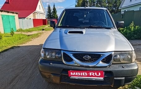 Nissan Terrano II рестайлинг, 2002 год, 460 000 рублей, 2 фотография