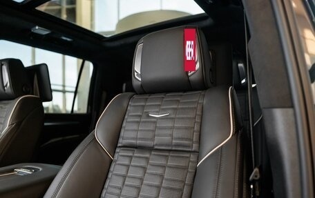 Cadillac Escalade V, 2025 год, 22 590 000 рублей, 21 фотография