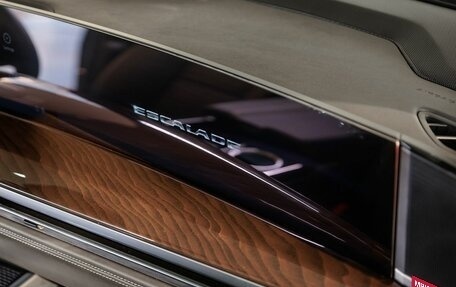 Cadillac Escalade V, 2025 год, 22 590 000 рублей, 16 фотография