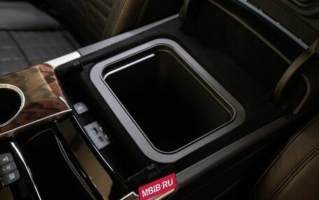 Cadillac Escalade V, 2025 год, 22 590 000 рублей, 18 фотография