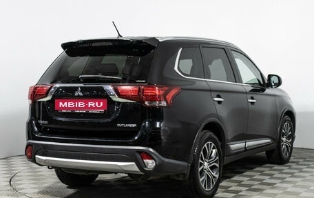 Mitsubishi Outlander III рестайлинг 3, 2015 год, 1 495 989 рублей, 5 фотография