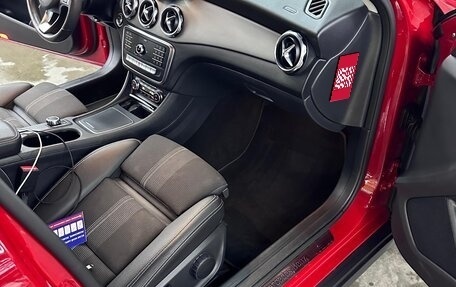 Mercedes-Benz GLA, 2019 год, 2 850 000 рублей, 3 фотография