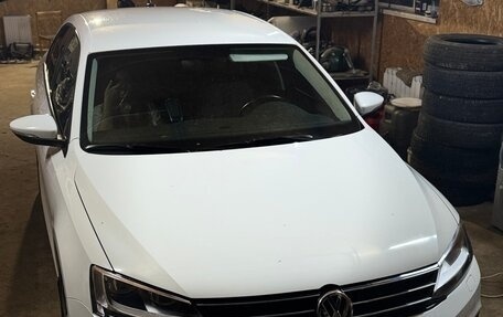 Volkswagen Jetta VI, 2017 год, 1 300 000 рублей, 10 фотография