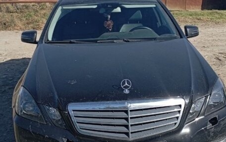 Mercedes-Benz E-Класс, 2011 год, 1 650 000 рублей, 1 фотография