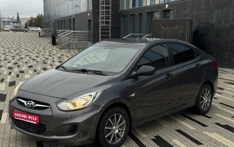 Hyundai Solaris II рестайлинг, 2013 год, 675 000 рублей, 1 фотография