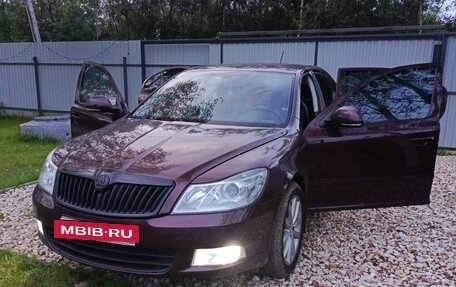 Skoda Octavia, 2010 год, 950 000 рублей, 2 фотография