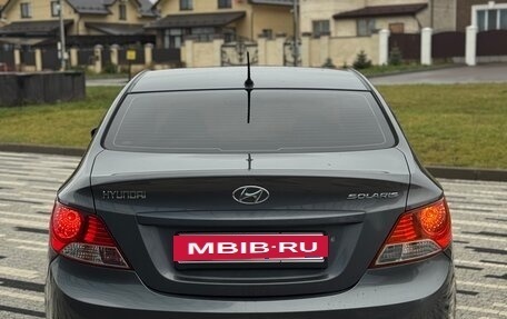 Hyundai Solaris II рестайлинг, 2013 год, 675 000 рублей, 3 фотография