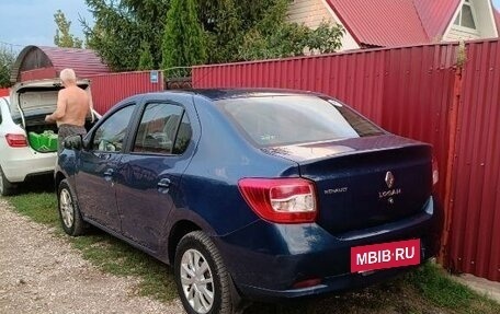 Renault Logan II, 2015 год, 580 000 рублей, 2 фотография