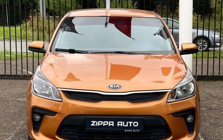 KIA Rio IV, 2018 год, 949 000 рублей, 2 фотография